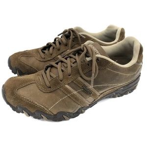 NWOT Skechers Women’s Brown Leather Walking Hiking Shoes Women’s Size 7.5